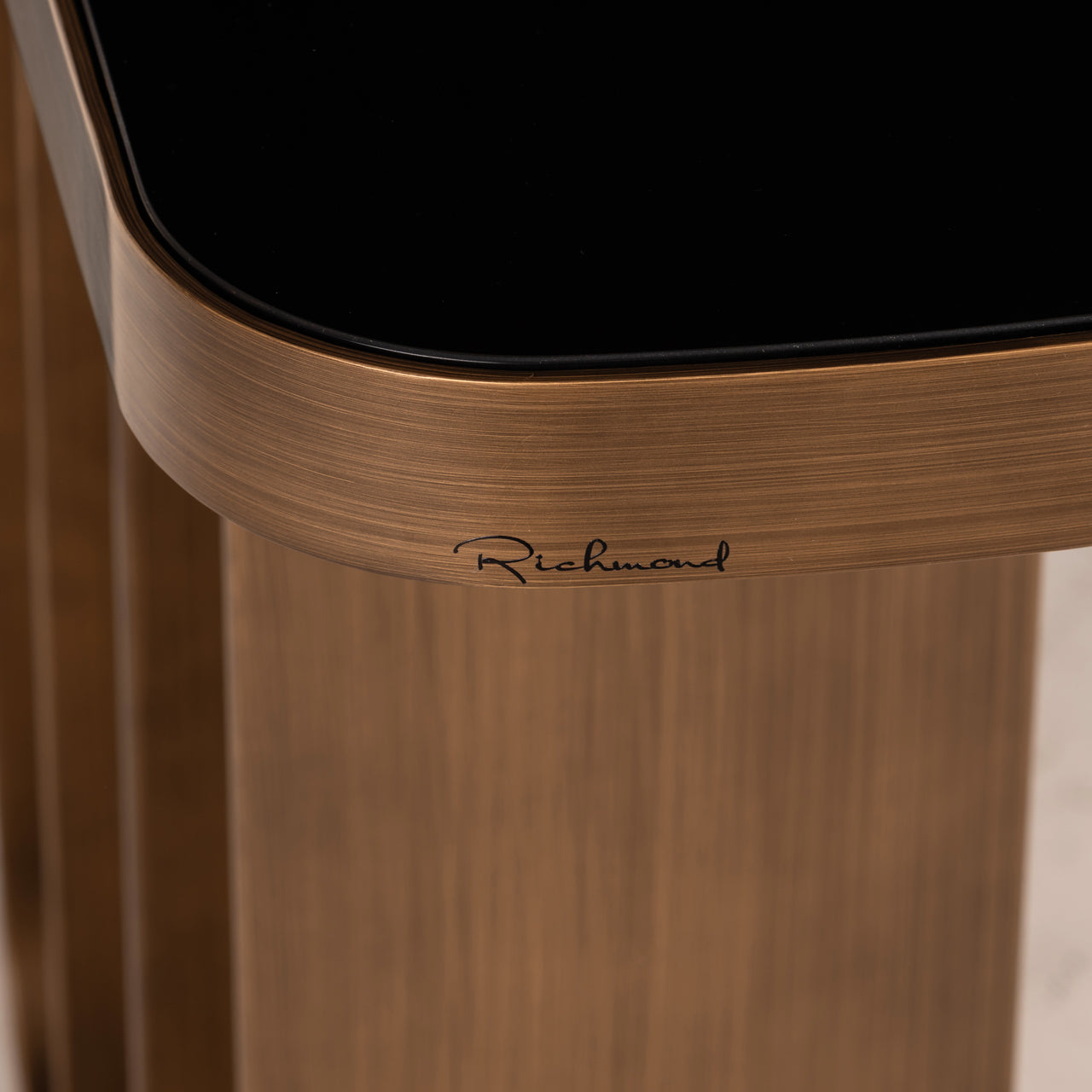 Richmond Möbel | Konsole Locarno | Brushed-gold