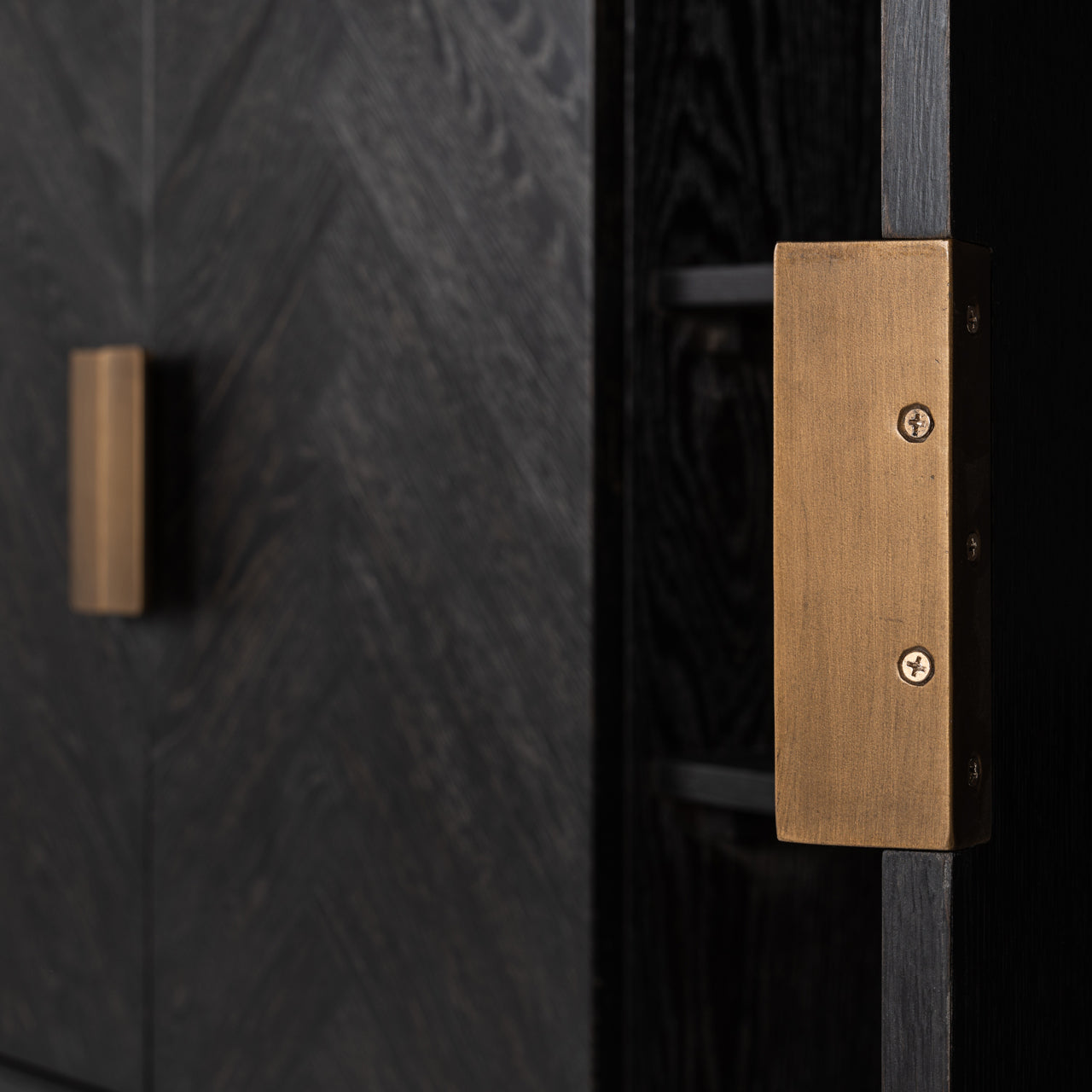Richmond Möbel | Sideboard Blackbone Brass | Black-rustic