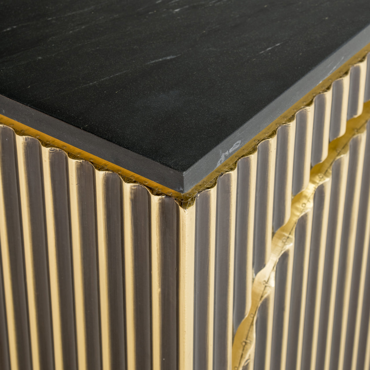 Richmond Möbel | Sideboard Les Arcs | Brushed-gold