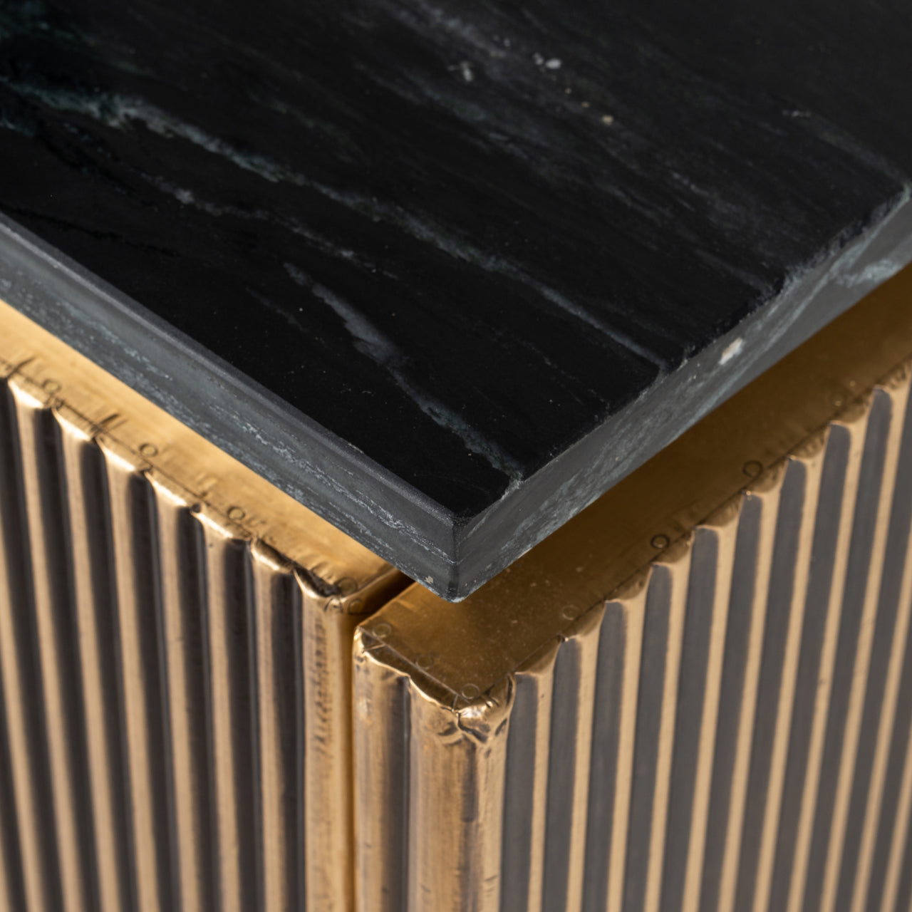Richmond Möbel | TV-Schrank Ironville | Gold