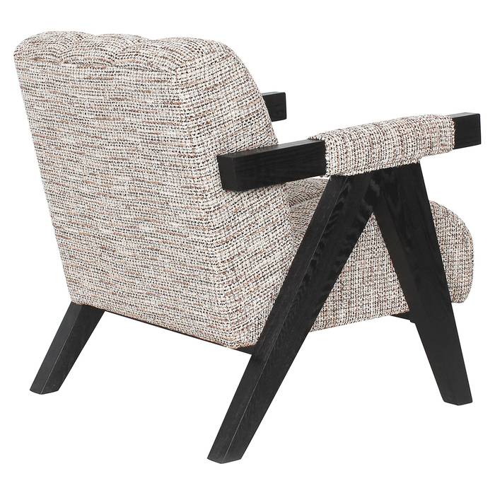 Das Bild zeigt den Sessel Clover (Be Trendy 01 Nature) schräg von hinten.