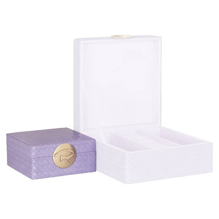 Richmond Decoration | Aufbewahrungsbox Joelle klein Aufbewahrungsbox Joelle klein, seitlich aufgenommen und offen, mit Fokus auf die danebenstehende zweite Box. Modernes und stilvolles Design
