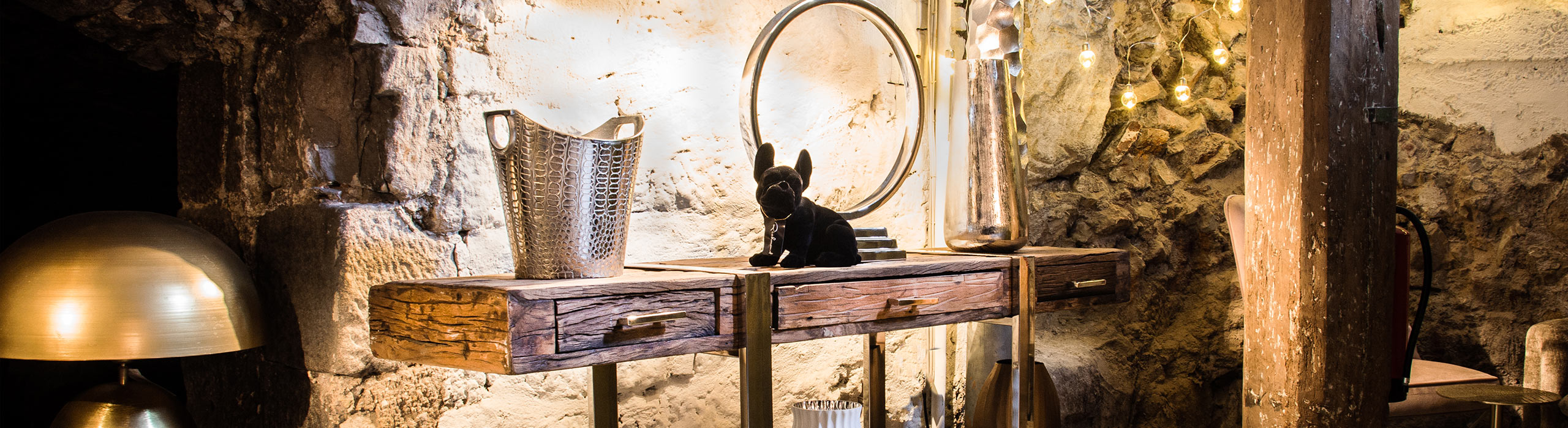 Richmond Deko- und Accessoires und Richmond Weinkühler im Showroom