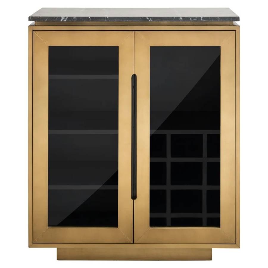Das Sideboard Finsbury 2-türig wird jetzt von vorne gezeigt. Man sieht die elegante goldfarbene Vorderseite und die dunkle Marmoroberfläche oben.