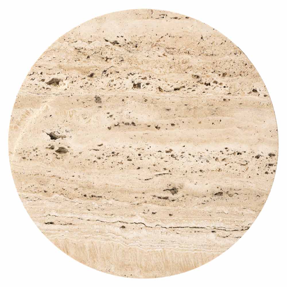 Runde Materialprobe mit geschichteter Struktur, die verschiedene Farben und Texturen aufweist, möglicherweise ein geologischer Kern oder ein Verbundmaterial.