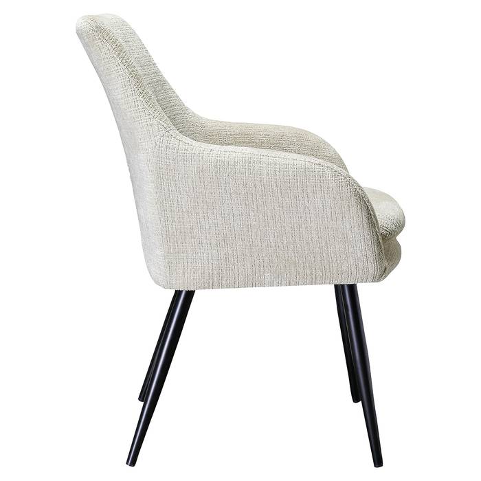 Das Bild zeigt den Esszimmerstuhl Chrissy (Niagara 902 beige) von der Seite. Die weiche, beige Polsterung aus Chenille-Stoff und die stabilen, schwarzen Metallbeine sind gut sichtbar.