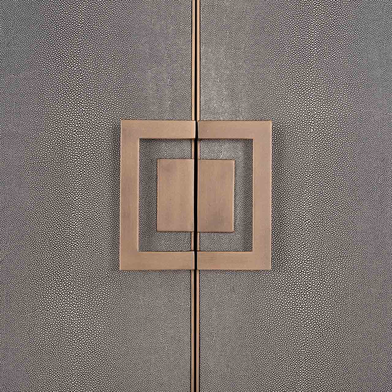 Bloomville | Schrank mit 2 Türen (gold) Bloomville | Schrank mit 2 Türen (gold)