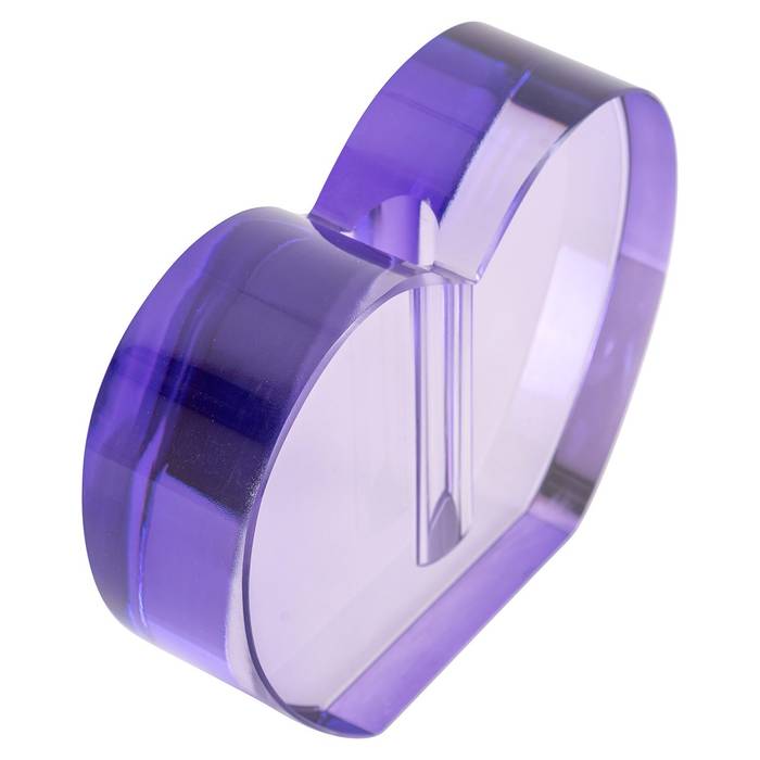 Kerzenhalter Tanna aus Glas in Royal Blue mit klarem, zeitlosem Design. Schafft eine gemütliche Atmosphäre und eignet sich ideal für Teelichter oder Kerzen.